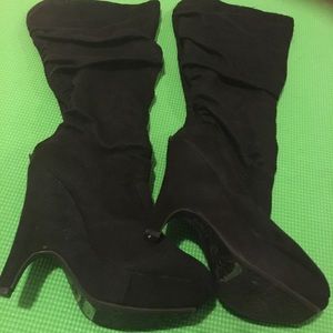High heel boots